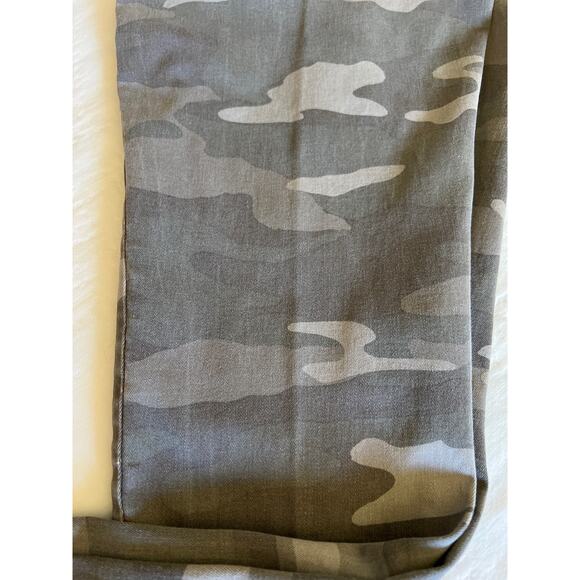 Democracy Jeans Women 4 Camo Skinny Stretch Denim Zippers Ab Solution - Picture 9 of 9